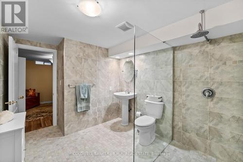 840 Leonard Street, Cobourg, ON - Indoor Photo Showing Bathroom