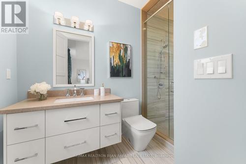 193 Kingsdale Avenue, Toronto, ON - Indoor Photo Showing Bathroom