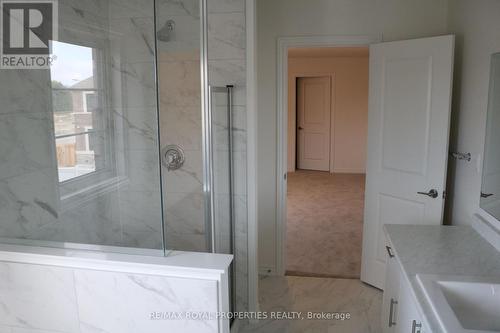 468 Twin Streams Road, Whitby, ON - Indoor Photo Showing Bathroom