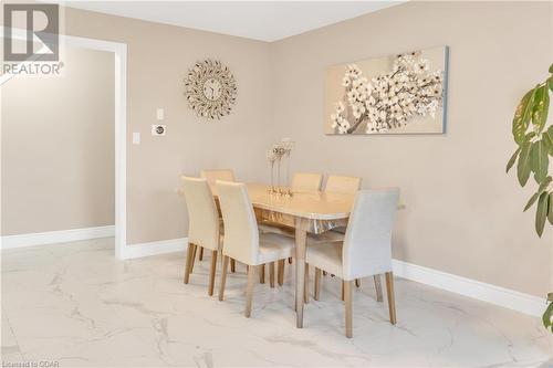 7 Drohan Drive, Guelph, ON - Indoor Photo Showing Dining Room