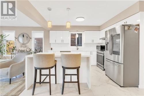 7 Drohan Drive, Guelph, ON - Indoor Photo Showing Kitchen