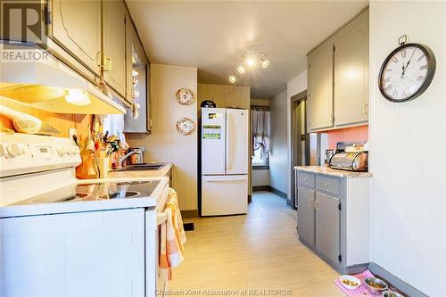 540 Elizabeth Street, Wallaceburg, ON - Indoor Photo Showing Kitchen