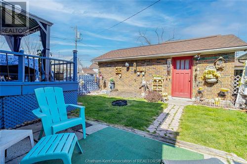 540 Elizabeth Street, Wallaceburg, ON - Outdoor With Deck Patio Veranda