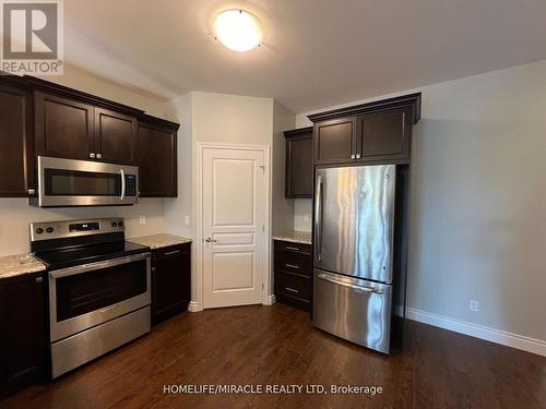 29 Ledgerock Court, Quinte West, ON - Indoor Photo Showing Kitchen