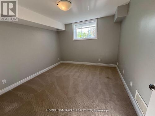 29 Ledgerock Court, Quinte West, ON - Indoor Photo Showing Other Room