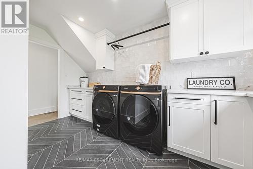 3111 Cemetery Road, Hamilton, ON - Indoor Photo Showing Laundry Room