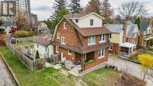 16 Dunbar Road N, Waterloo, ON - Outdoor