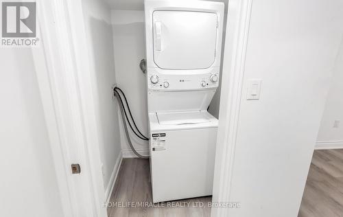 Bsmt - 1 Hunters Cove Court, Brampton, ON - Indoor Photo Showing Laundry Room