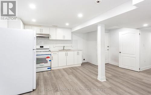 Bsmt - 1 Hunters Cove Court, Brampton, ON - Indoor Photo Showing Kitchen