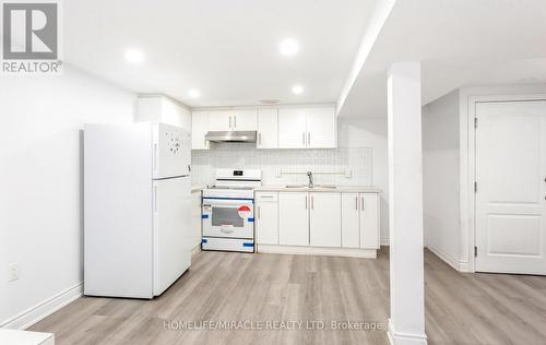 Bsmt - 1 Hunters Cove Court, Brampton, ON - Indoor Photo Showing Kitchen