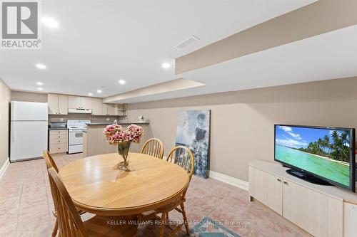 1639 Glen Rutley Circle, Mississauga, ON - Indoor Photo Showing Dining Room