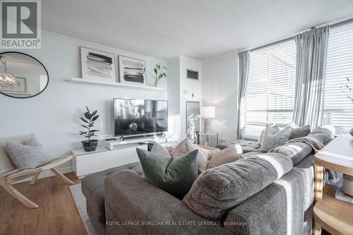 1208 - 75 King Street E, Mississauga, ON - Indoor Photo Showing Living Room