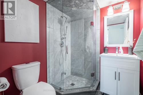 1208 - 75 King Street E, Mississauga, ON - Indoor Photo Showing Bathroom