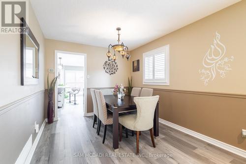 3183 Valcourt Crescent, Mississauga, ON - Indoor Photo Showing Dining Room