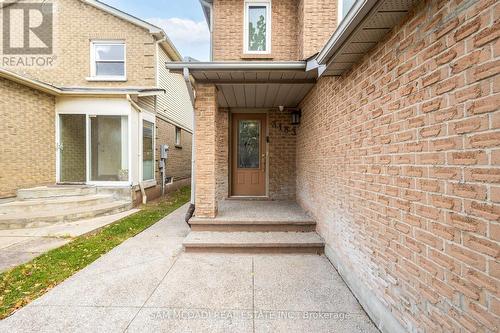 3183 Valcourt Crescent, Mississauga, ON - Outdoor