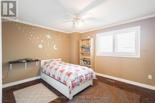 3183 Valcourt Crescent, Mississauga, ON - Indoor Photo Showing Bedroom