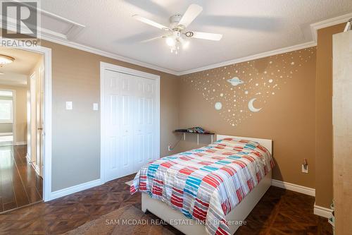 3183 Valcourt Crescent, Mississauga, ON - Indoor Photo Showing Bedroom