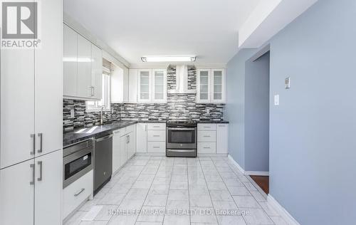 Upper - 1 Hunters Cove Court, Brampton, ON - Indoor Photo Showing Kitchen With Upgraded Kitchen