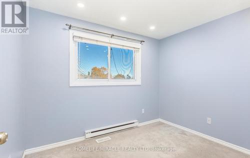 Upper - 1 Hunters Cove Court, Brampton, ON - Indoor Photo Showing Other Room