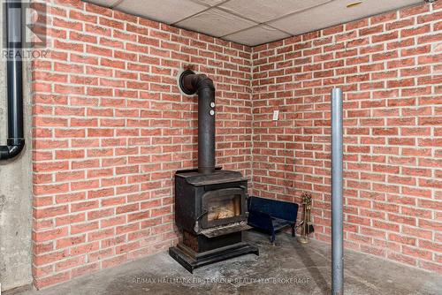 819 County Rd 9 Road, Greater Napanee, ON - Indoor Photo Showing Other Room