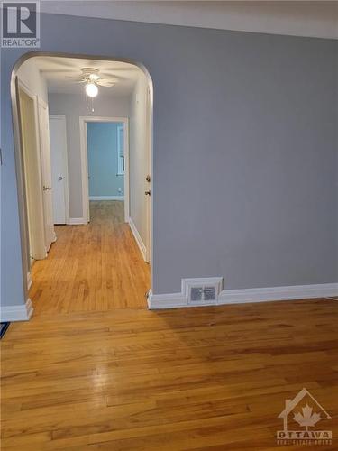 391 Greenwood Avenue, Ottawa, ON - Indoor Photo Showing Other Room