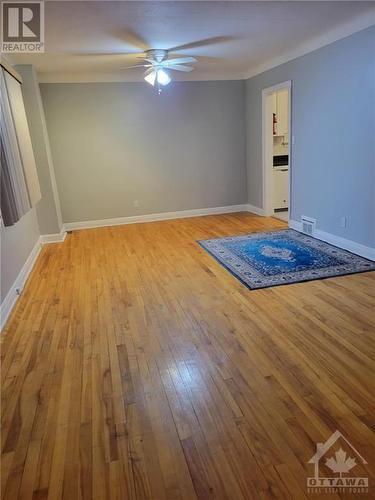 391 Greenwood Avenue, Ottawa, ON - Indoor Photo Showing Other Room