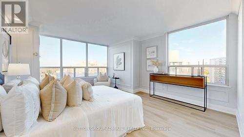 1203 - 11 Townsgate Drive, Vaughan, ON - Indoor Photo Showing Bedroom