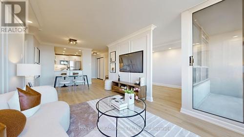 1203 - 11 Townsgate Drive, Vaughan, ON - Indoor Photo Showing Living Room