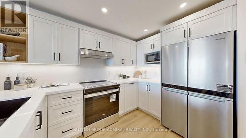 1203 - 11 Townsgate Drive, Vaughan, ON - Indoor Photo Showing Kitchen With Stainless Steel Kitchen With Upgraded Kitchen