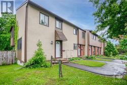 12F LARKSHIRE LANE  Ottawa, ON K2J 1Y6