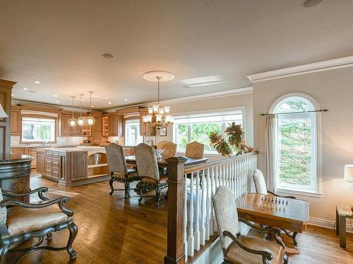 Dining room - 45 Ch. Des Amarantes, Sainte-Anne-Des-Lacs, QC - Indoor Photo Showing Dining Room