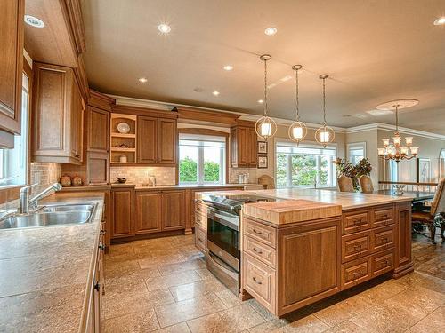 Cuisine - 45 Ch. Des Amarantes, Sainte-Anne-Des-Lacs, QC - Indoor Photo Showing Kitchen With Double Sink