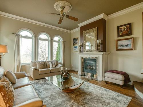 Salon - 45 Ch. Des Amarantes, Sainte-Anne-Des-Lacs, QC - Indoor Photo Showing Living Room With Fireplace