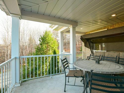 Terrasse - 45 Ch. Des Amarantes, Sainte-Anne-Des-Lacs, QC - Outdoor With Deck Patio Veranda With Exterior