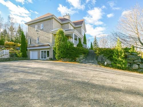 Garage - 45 Ch. Des Amarantes, Sainte-Anne-Des-Lacs, QC - Outdoor