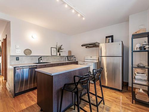 Kitchen - 6880 Rue Jogues, Montréal (Le Sud-Ouest), QC - Indoor Photo Showing Kitchen