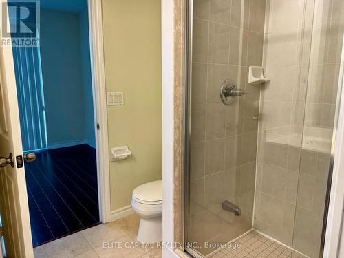 3502 - 761 Bay Street, Toronto, ON - Indoor Photo Showing Bathroom