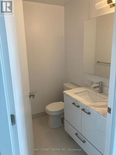 4206 - 2221 Yonge Street, Toronto, ON - Indoor Photo Showing Bathroom