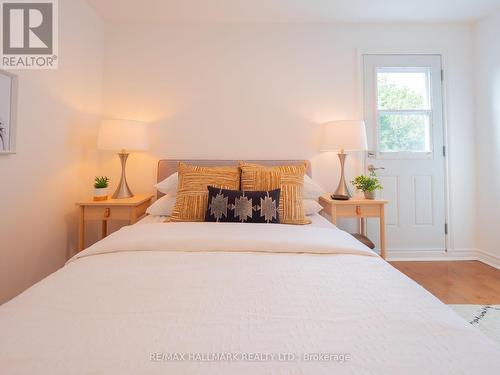 414 Jones Avenue, Toronto, ON - Indoor Photo Showing Bedroom