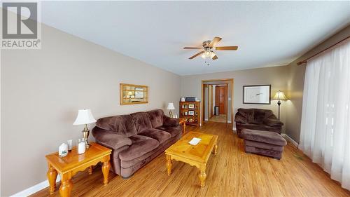 125 Griffith Wagner Road, Golden Lake, ON - Indoor Photo Showing Living Room