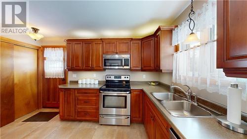 125 Griffith Wagner Road, Golden Lake, ON - Indoor Photo Showing Kitchen With Double Sink