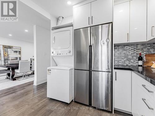 85 Fordwich Crescent, Toronto, ON - Indoor Photo Showing Kitchen