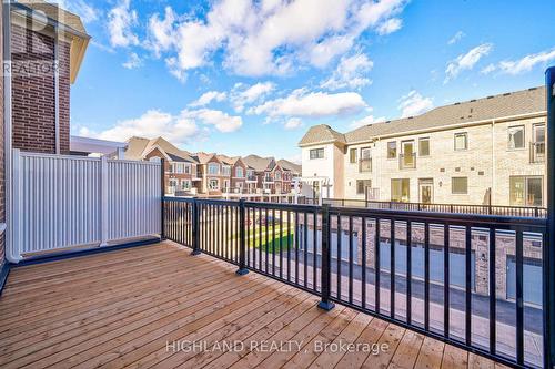 2 - 1210 Poppy Gardens, Oakville, ON - Outdoor With Exterior