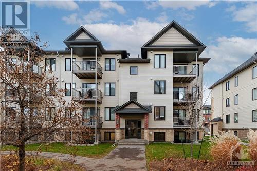 135 Bluestone Private Unit#2, Ottawa, ON - Outdoor With Facade