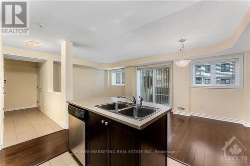 2 - 135 Bluestone, Ottawa, ON - Indoor Photo Showing Kitchen With Double Sink