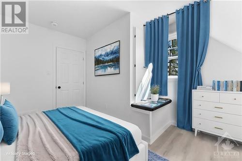 5084 Canon Smith Drive, Fitzroy Harbour, ON - Indoor Photo Showing Bedroom