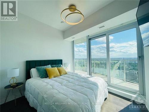 3302 - 805 Carling Avenue, Ottawa, ON - Indoor Photo Showing Bedroom