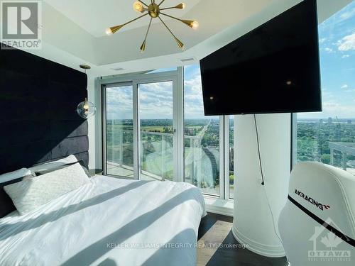 3302 - 805 Carling Avenue, Ottawa, ON - Indoor Photo Showing Bedroom