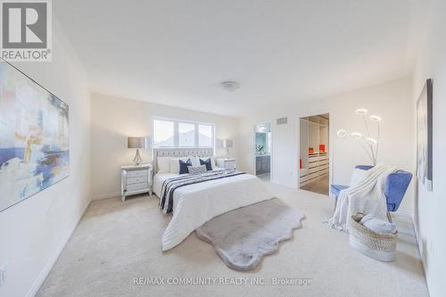 1009 Dragonfly Avenue, Pickering, ON - Indoor Photo Showing Bedroom