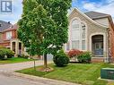 98 Ames Crescent, Aurora, ON  - Outdoor With Facade 